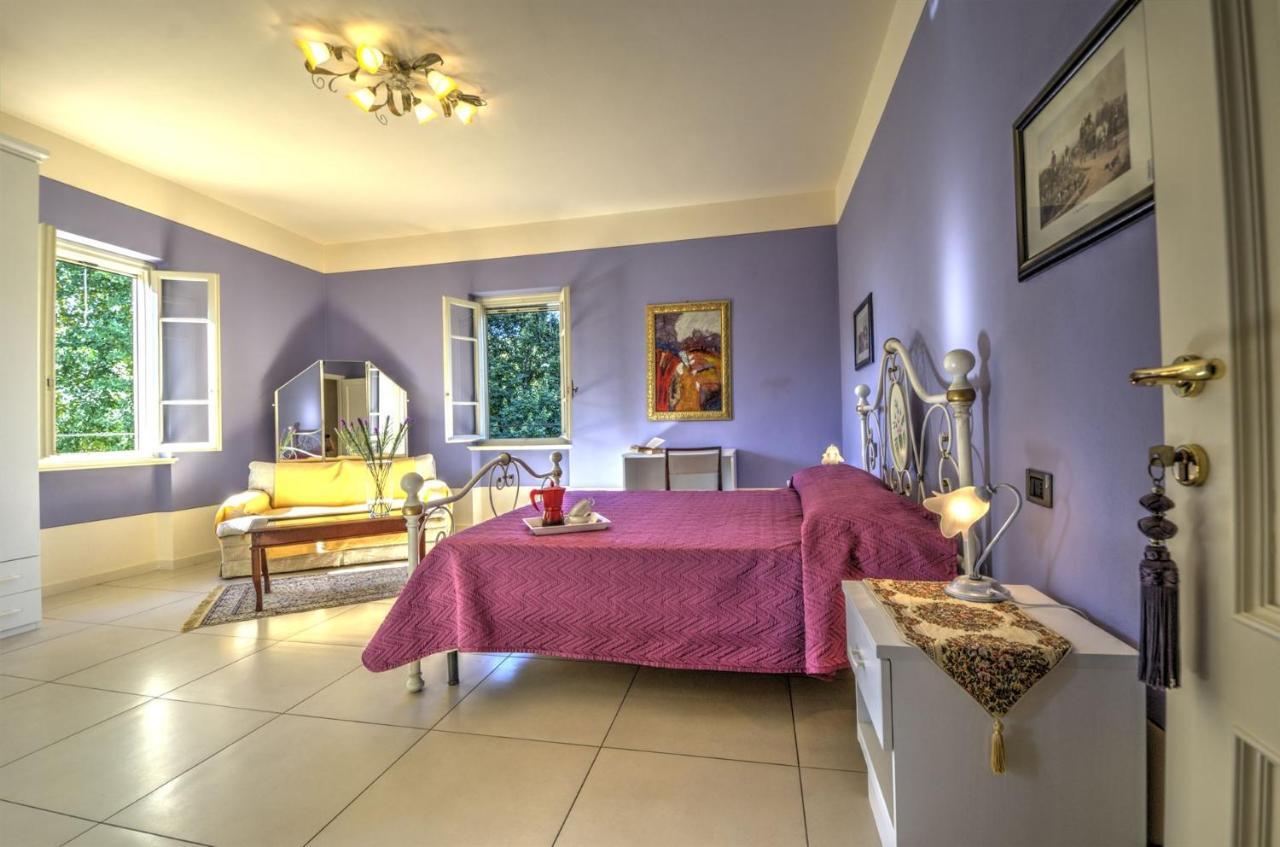 Lucca Cycling Holidays Il Tiglio Rooms Sant'Andrea di Compito ภายนอก รูปภาพ