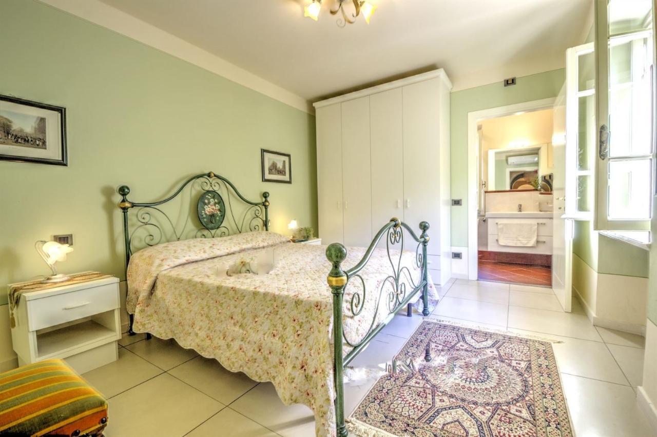 Lucca Cycling Holidays Il Tiglio Rooms Sant'Andrea di Compito ภายนอก รูปภาพ