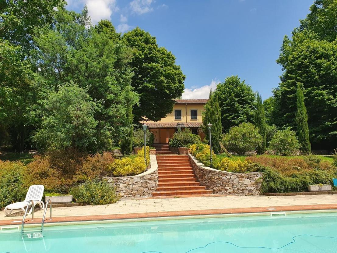 Lucca Cycling Holidays Il Tiglio Rooms Sant'Andrea di Compito ภายนอก รูปภาพ